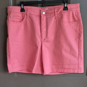 Lee Pink Women's Shorts 16